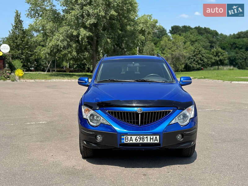 Внедорожник / Кроссовер SsangYong Actyon 2008 в 