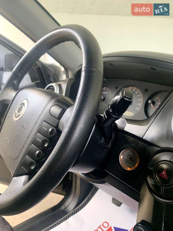 Внедорожник / Кроссовер SsangYong Actyon 2009 в Тернополе
