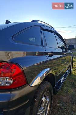 Позашляховик / Кросовер SsangYong Actyon 2008 в 