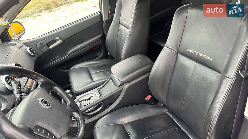 Позашляховик / Кросовер SsangYong Actyon 2008 в Києві