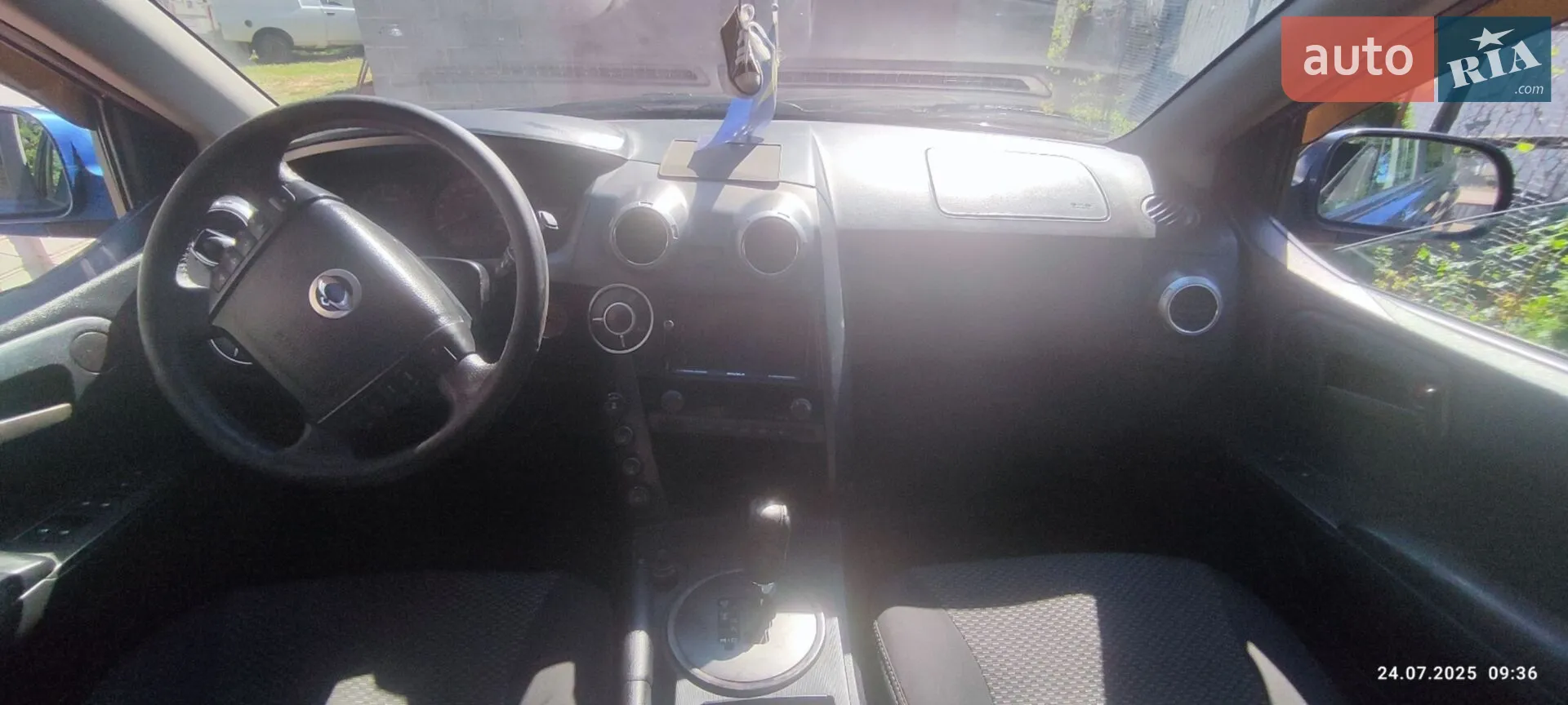 2012 SsangYong Actyon - мініатюра 15