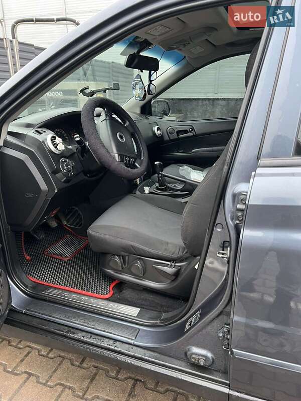 Внедорожник / Кроссовер SsangYong Actyon 2008 в Житомире