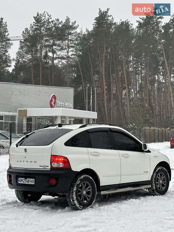 Позашляховик / Кросовер SsangYong Actyon 2011 в Житомирі