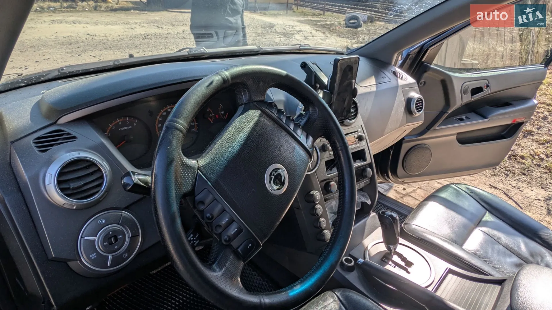 2011 SsangYong Actyon - мініатюра 12