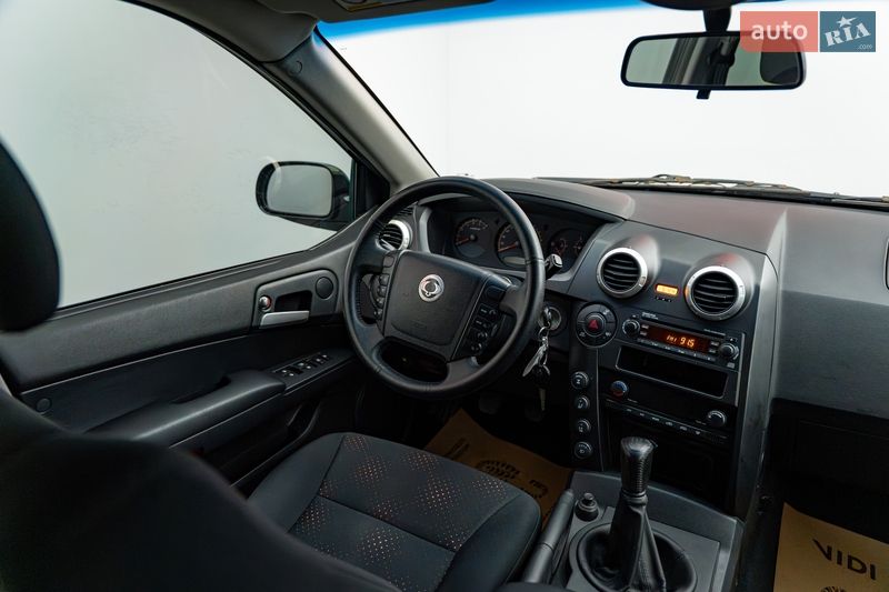 Внедорожник / Кроссовер SsangYong Actyon 2010 в Киеве