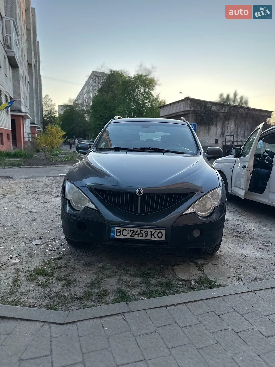 2011 SsangYong Actyon - мініатюра 12