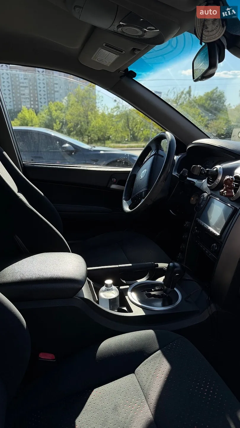 2010 SsangYong Actyon - мініатюра 10