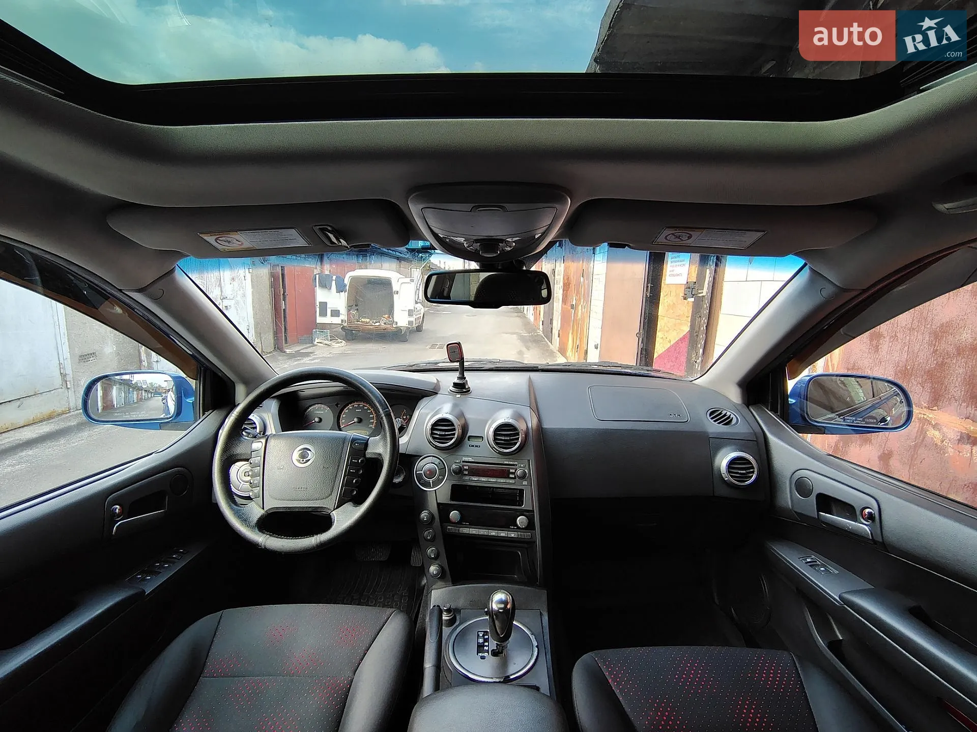 2010 SsangYong Actyon - мініатюра 5