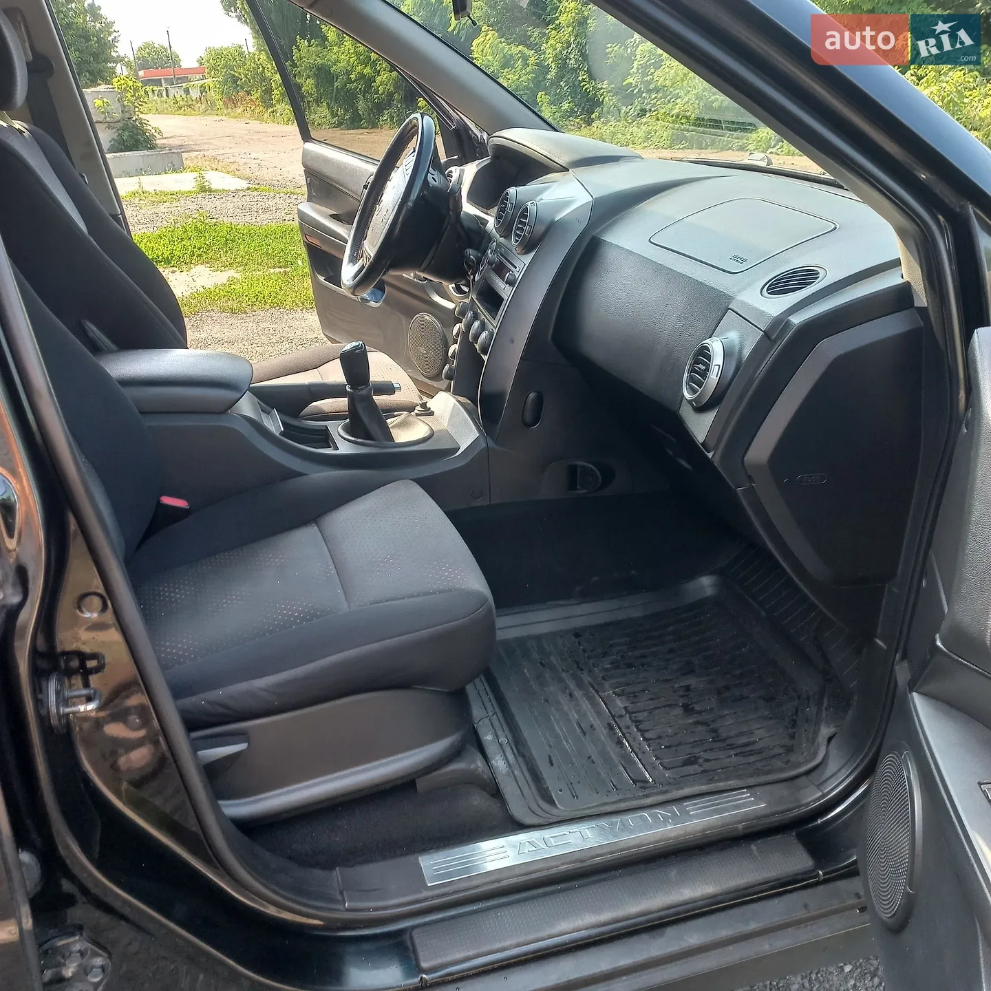 2011 SsangYong Actyon - мініатюра 35