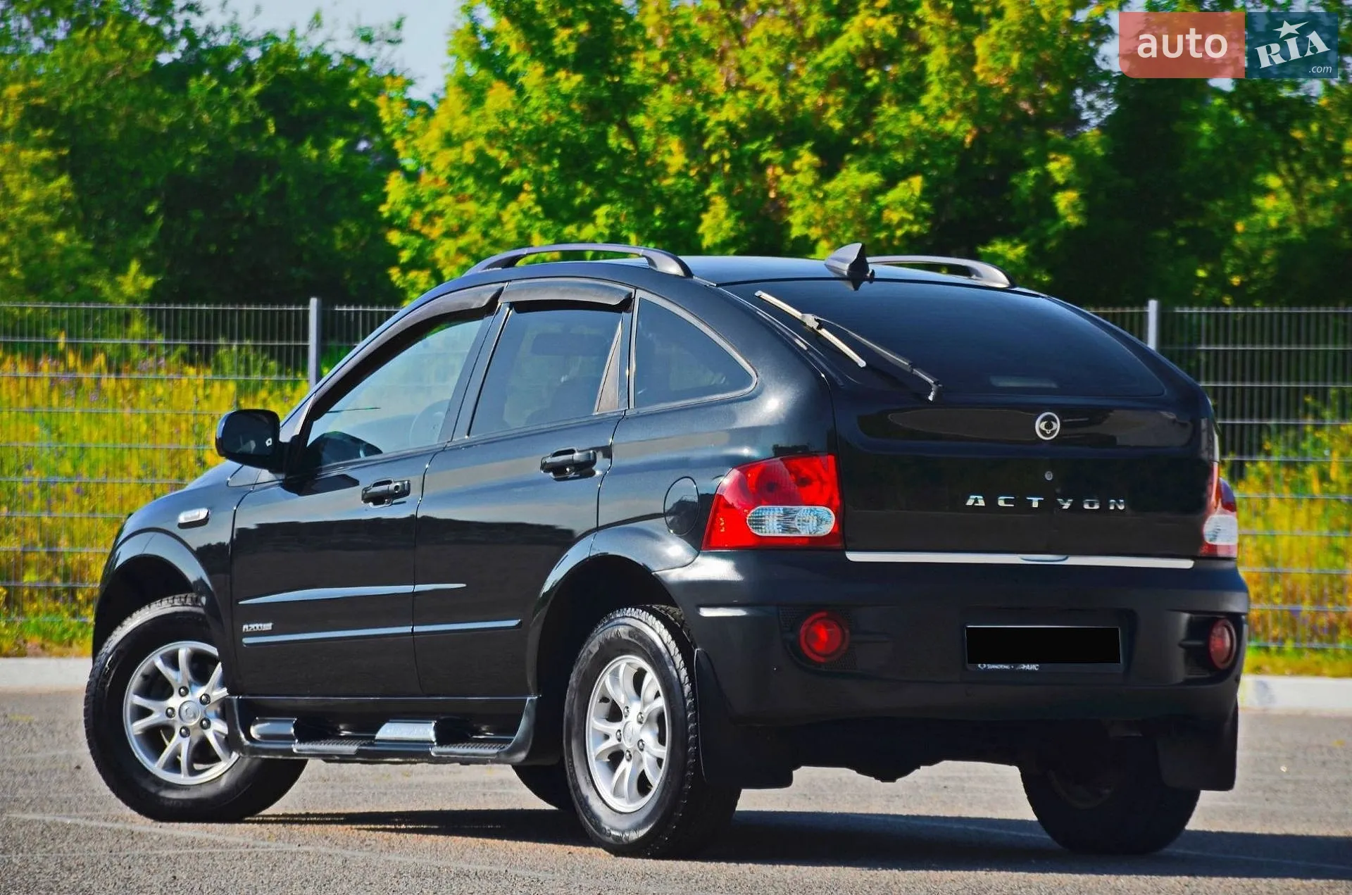 2011 SsangYong Actyon - мініатюра 2