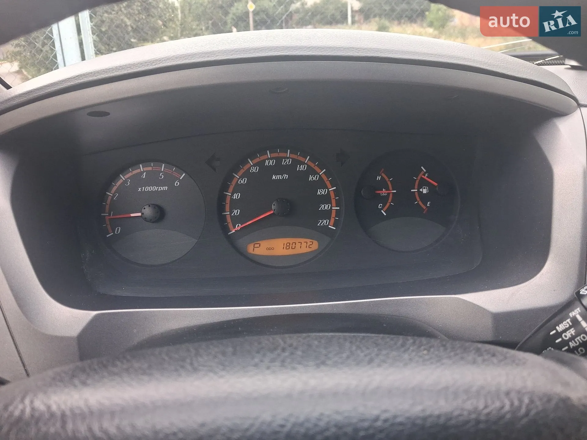 2011 SsangYong Actyon - мініатюра 10