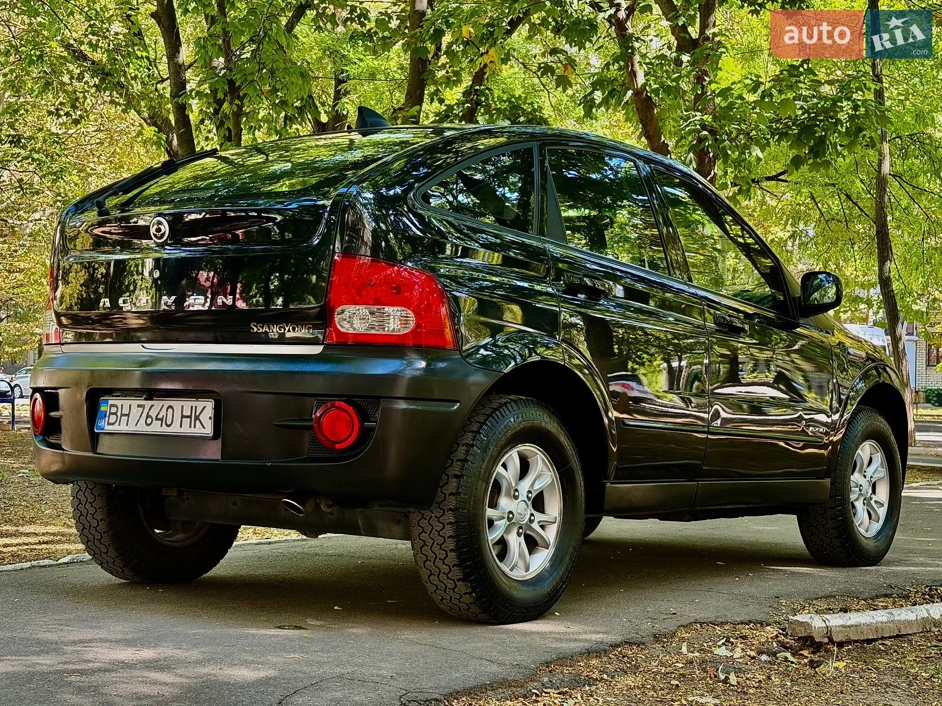 2010 SsangYong Actyon - мініатюра 10