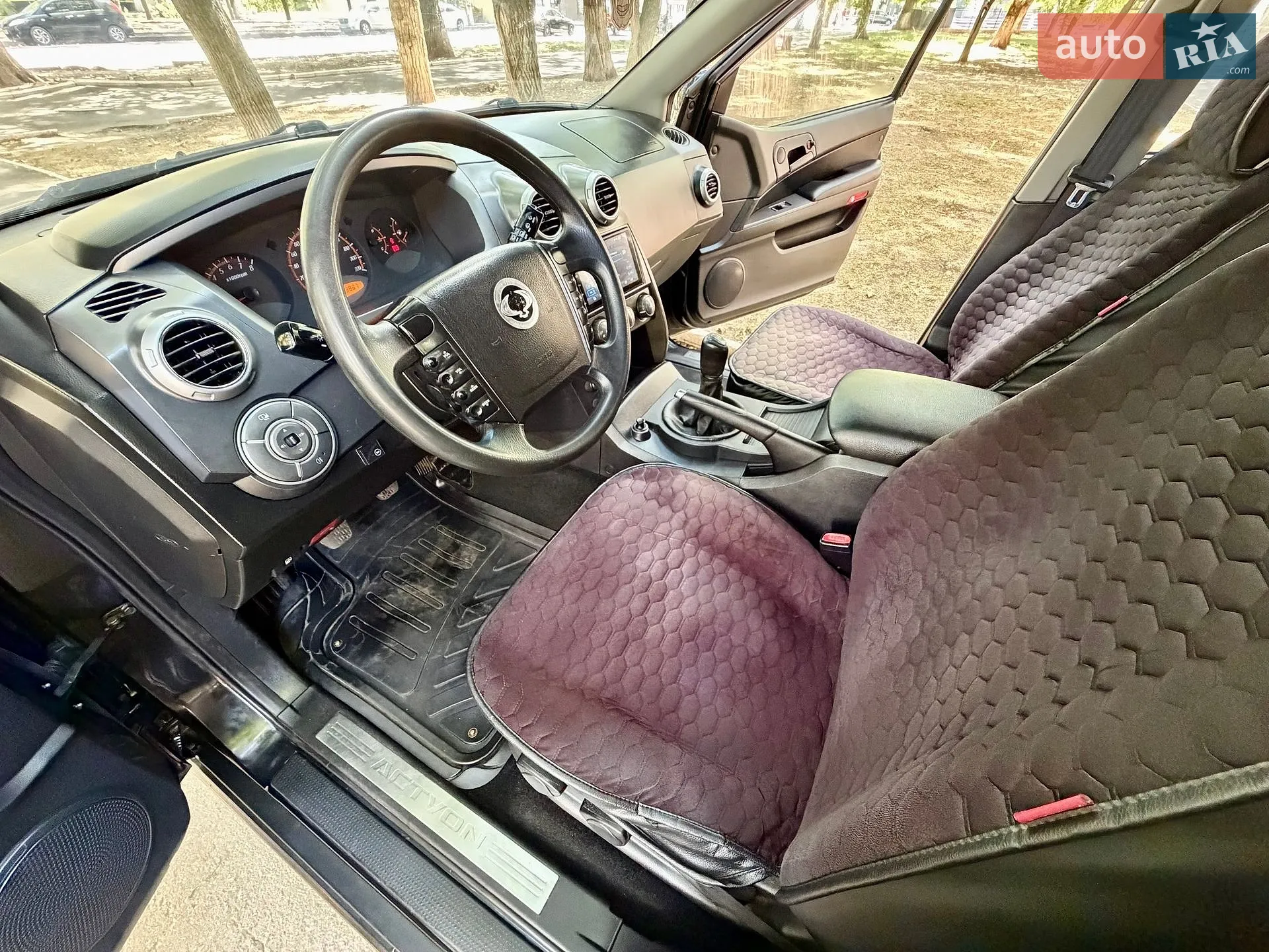 2010 SsangYong Actyon - мініатюра 36