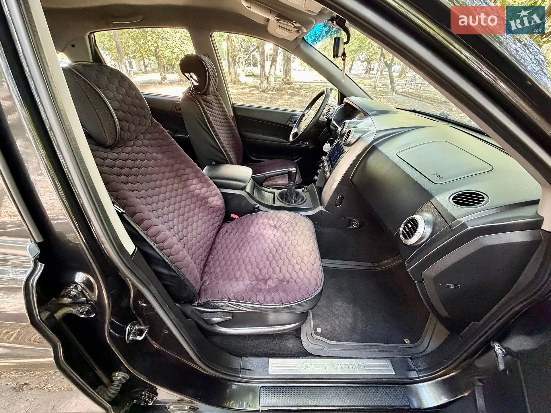 2010 SsangYong Actyon - мініатюра 48