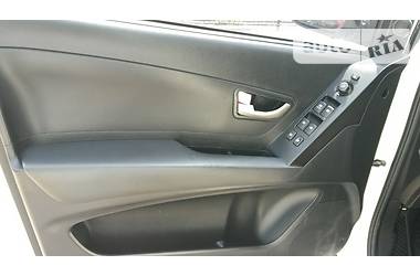 Внедорожник / Кроссовер SsangYong Korando 2011 в 