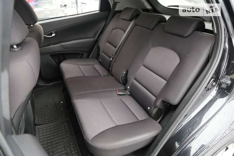 Позашляховик / Кросовер SsangYong Korando 2013 в Києві