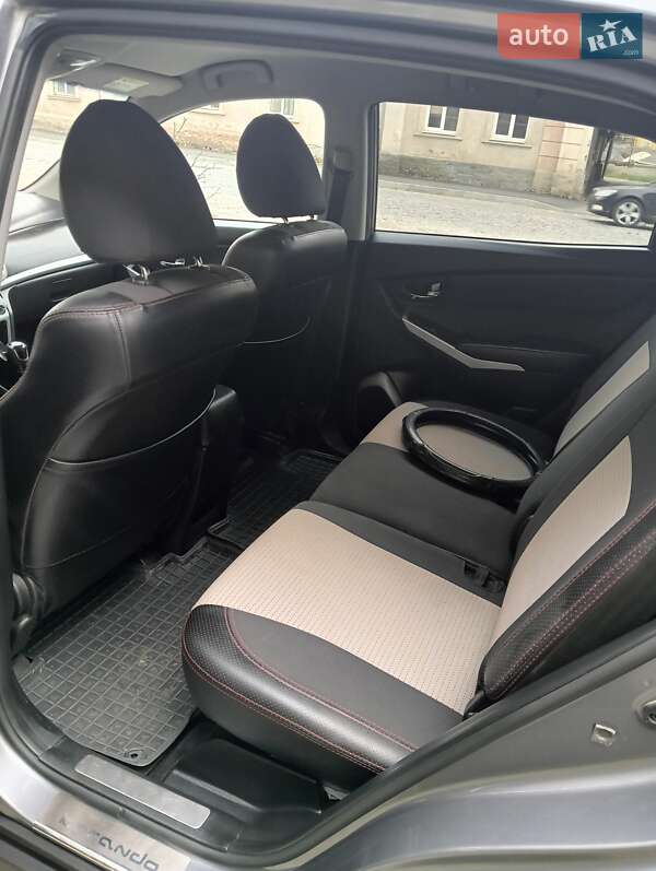 Внедорожник / Кроссовер SsangYong Korando 2013 в Мукачево