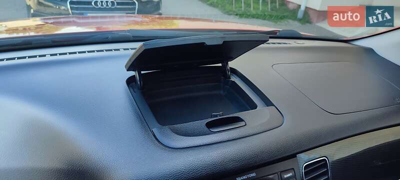 Внедорожник / Кроссовер SsangYong Korando 2012 в Ужгороде