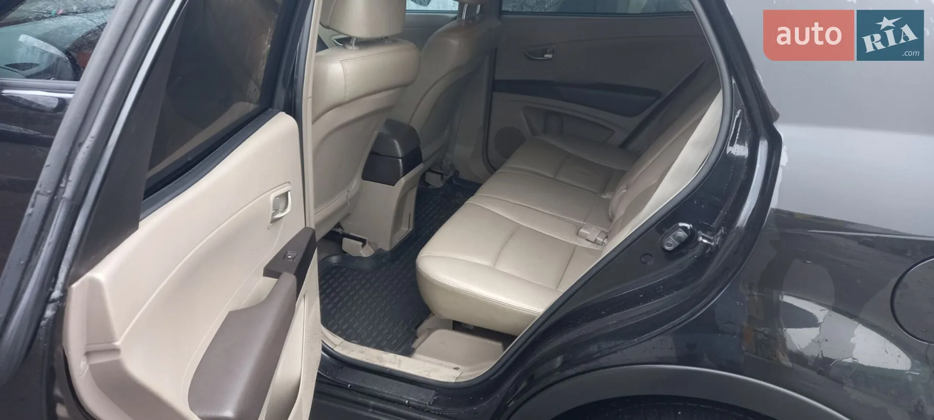 2011 SsangYong Korando - мініатюра 6
