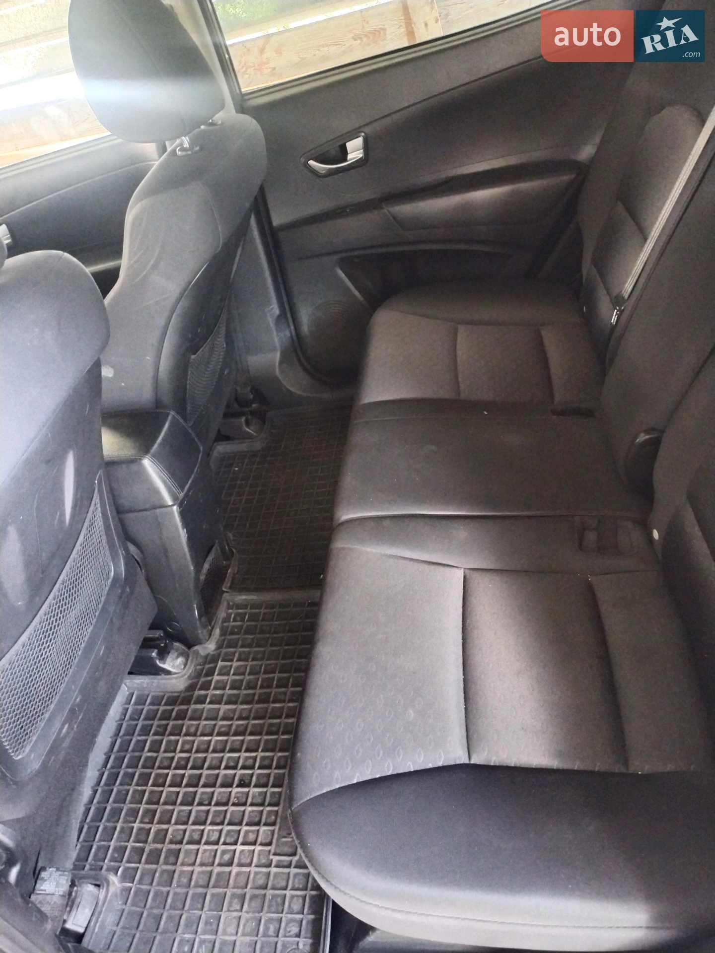 2012 SsangYong Korando - мініатюра 6