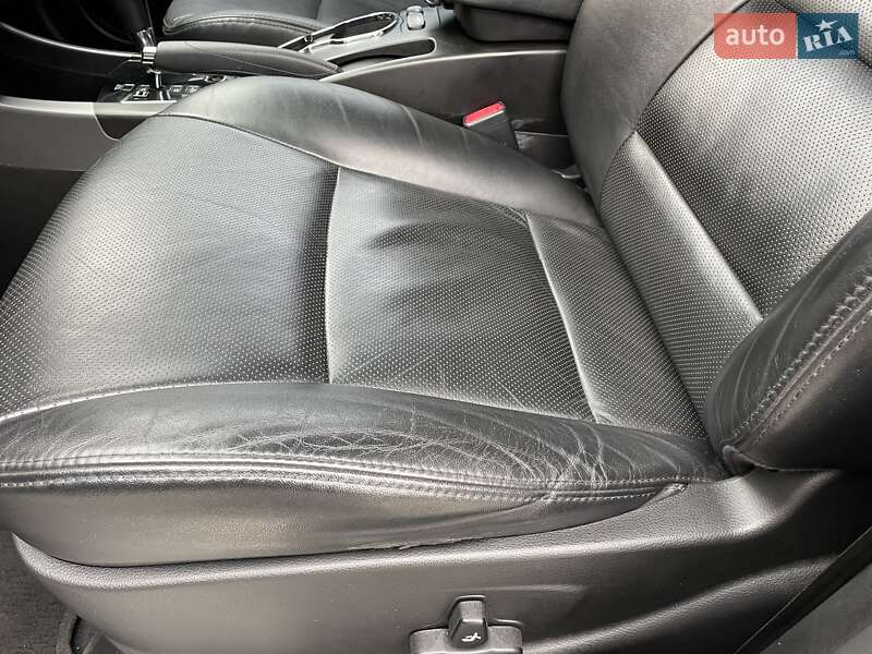 Внедорожник / Кроссовер SsangYong Korando 2013 в Староконстантинове