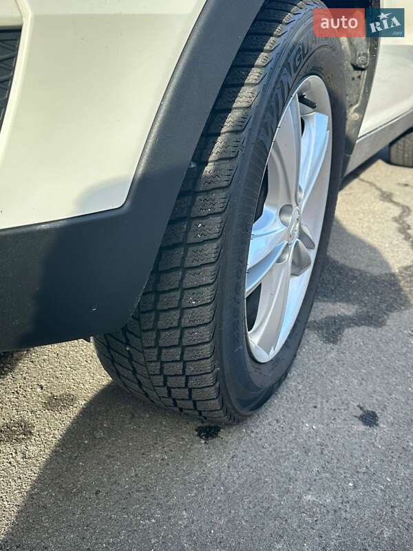 Внедорожник / Кроссовер SsangYong Korando 2014 в Кривом Роге