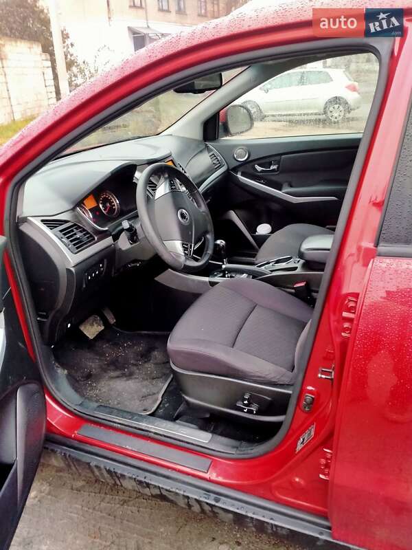Внедорожник / Кроссовер SsangYong Korando 2014 в Днепре