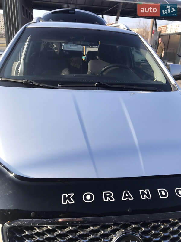 Позашляховик / Кросовер SsangYong Korando 2012 в Ужгороді фото 5 Позашляховик / Кросовер SsangYong Korando 2012 в Ужгороді