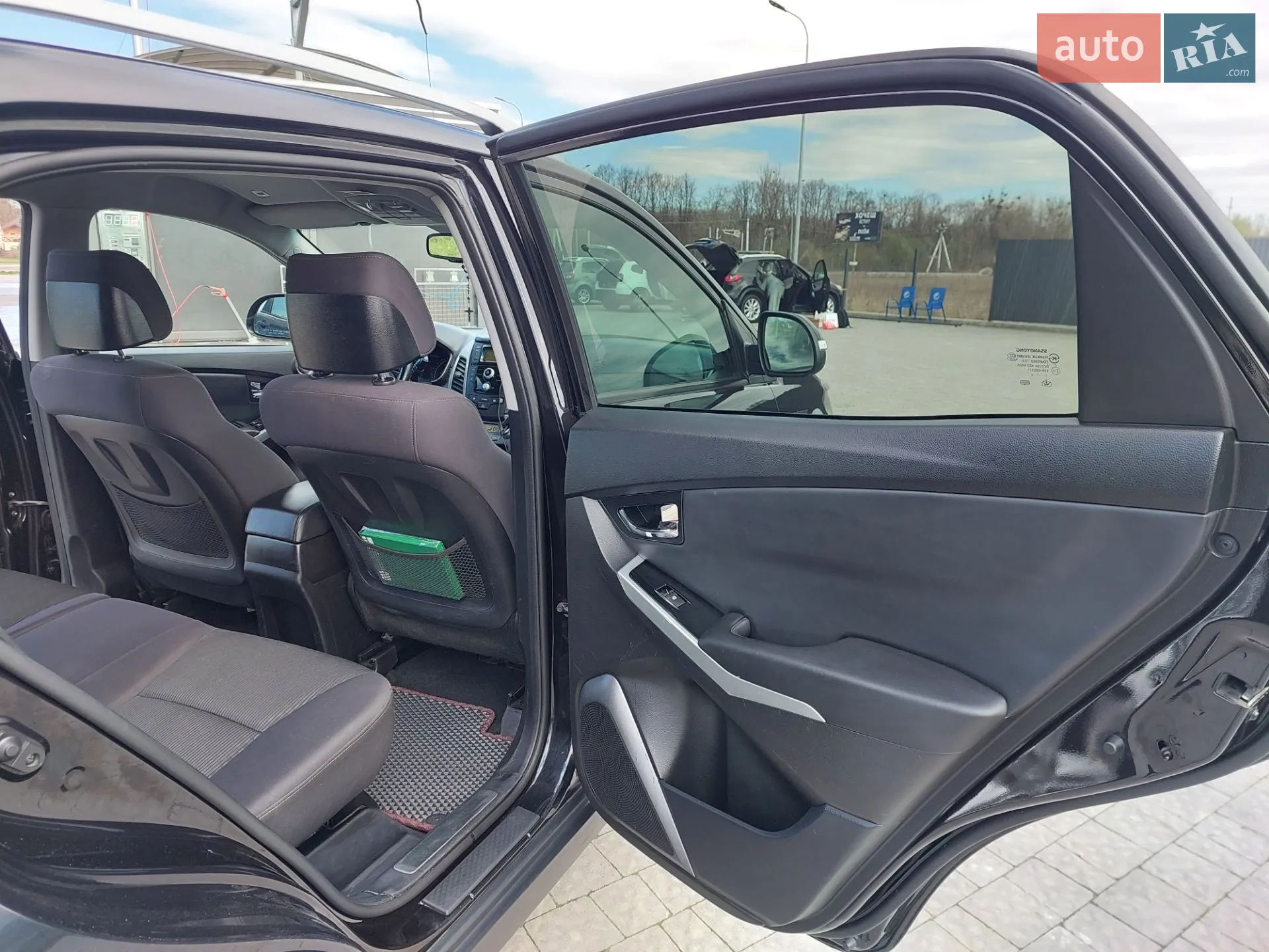 2014 SsangYong Korando - мініатюра 20