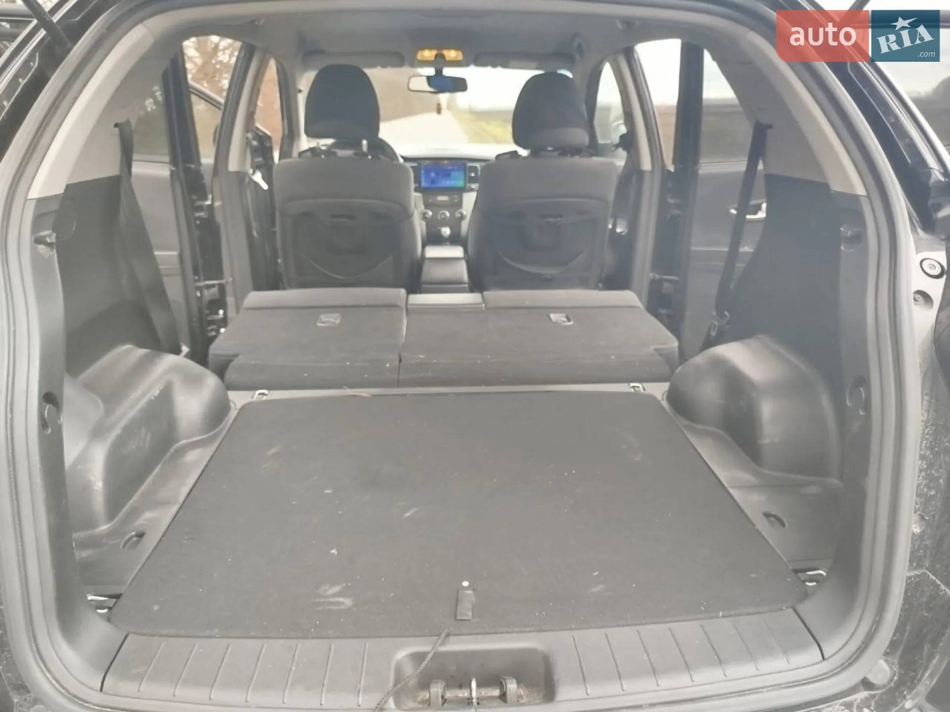 2012 SsangYong Korando - мініатюра 11