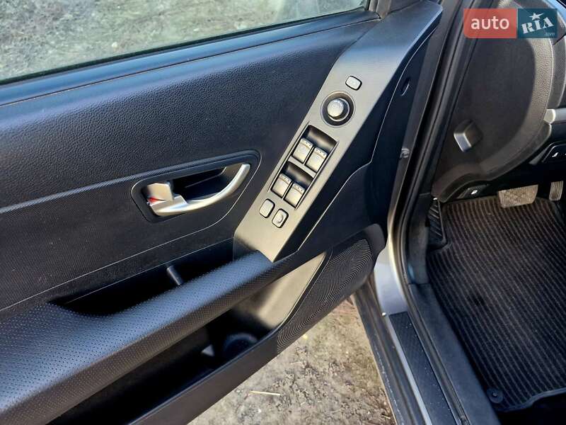 Позашляховик / Кросовер SsangYong Korando 2011 в Черкасах