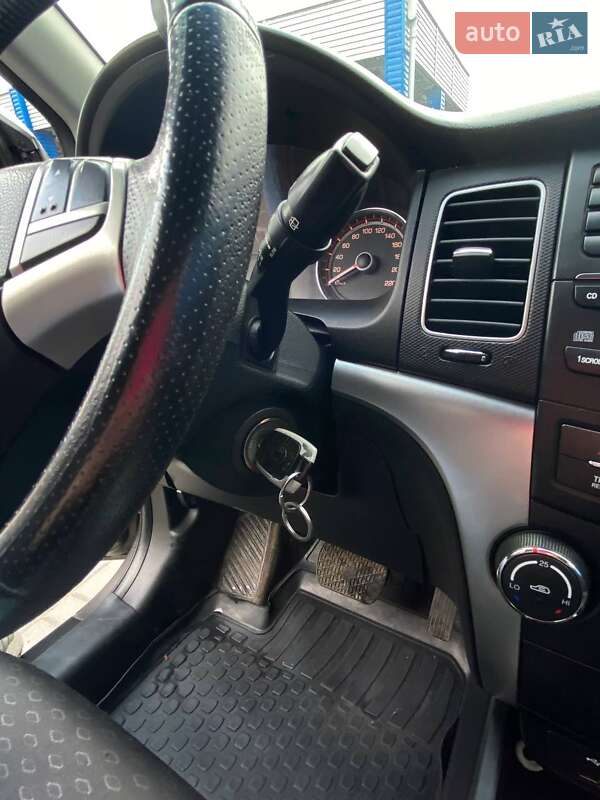 Позашляховик / Кросовер SsangYong Korando 2011 в Полтаві