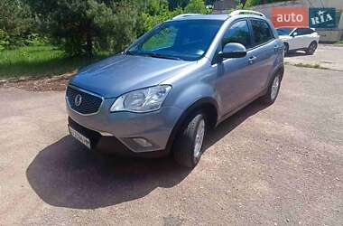 Позашляховик / Кросовер SsangYong Korando 2012 в 