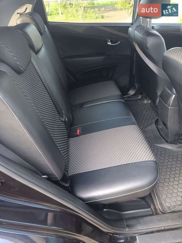 Позашляховик / Кросовер SsangYong Korando 2012 в Сумах