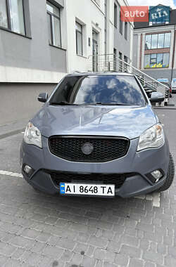 Позашляховик / Кросовер SsangYong Korando 2013 в 