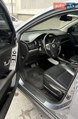 Позашляховик / Кросовер SsangYong Korando 2013 в 