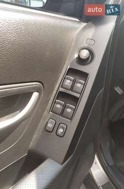 Внедорожник / Кроссовер SsangYong Korando 2013 в 
