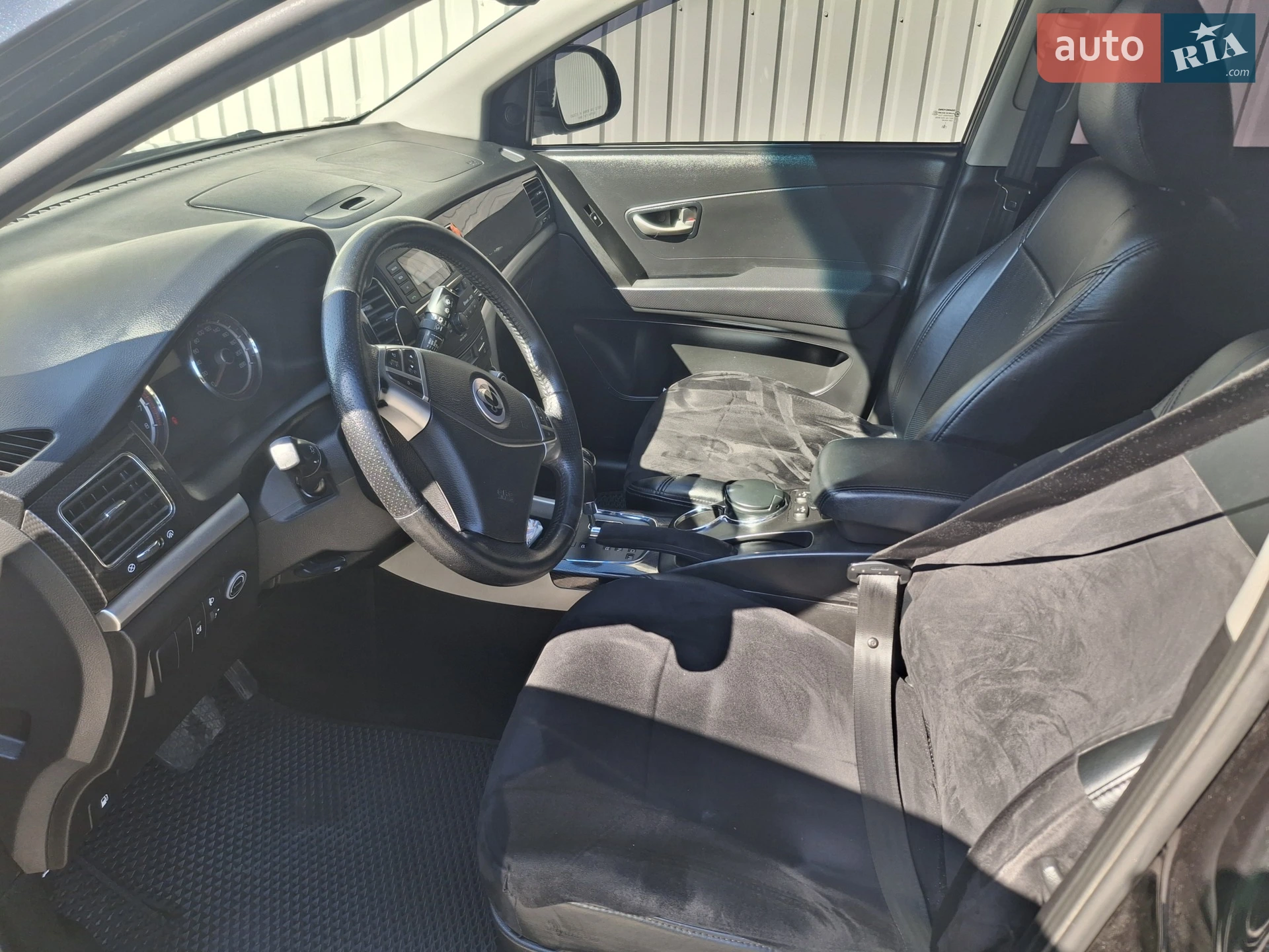 2013 SsangYong Korando - мініатюра 11