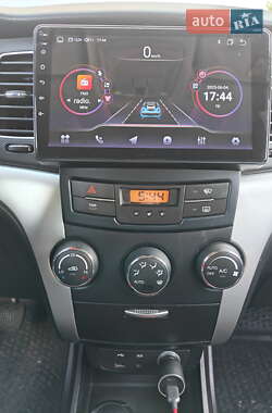 Внедорожник / Кроссовер SsangYong Korando 2011 в 