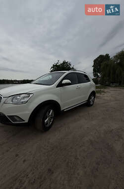 Внедорожник / Кроссовер SsangYong Korando 2013 в 