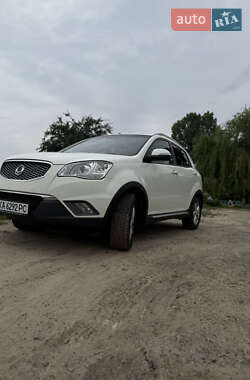 Внедорожник / Кроссовер SsangYong Korando 2013 в 