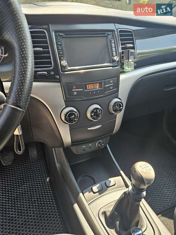Внедорожник / Кроссовер SsangYong Korando 2012 в Вышгороде