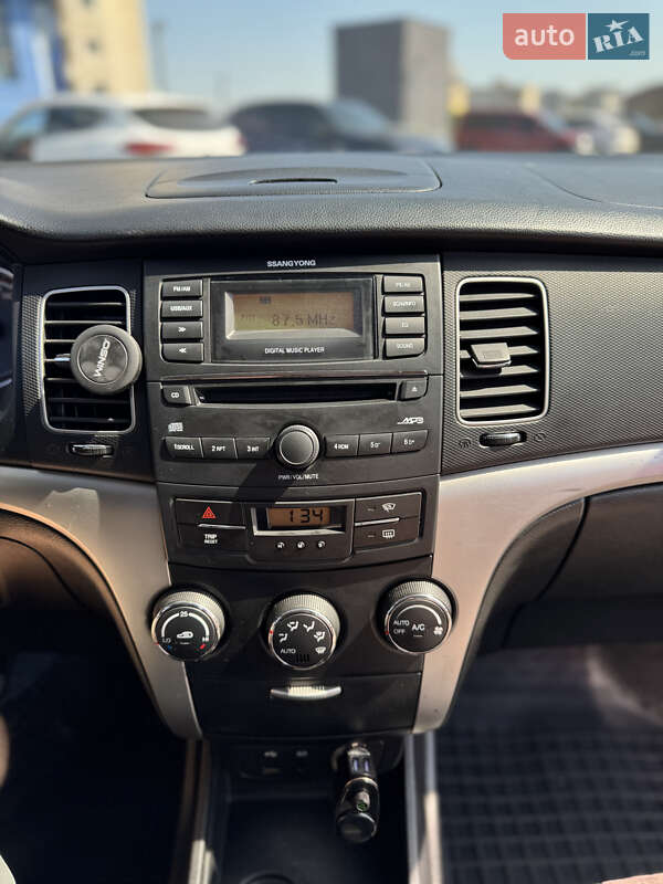 Внедорожник / Кроссовер SsangYong Korando 2011 в Софиевской Борщаговке