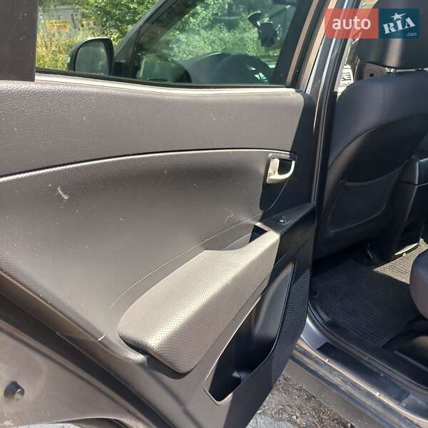 Внедорожник / Кроссовер SsangYong Korando 2011 в Черновцах