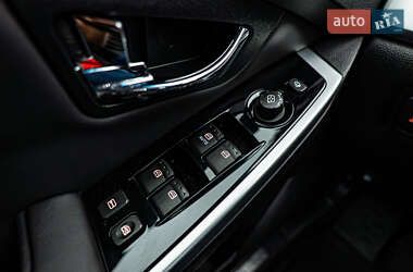Позашляховик / Кросовер SsangYong Korando 2014 в 