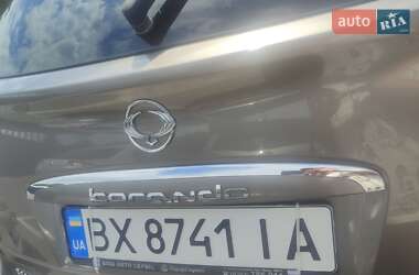 Позашляховик / Кросовер SsangYong Korando 2012 в 