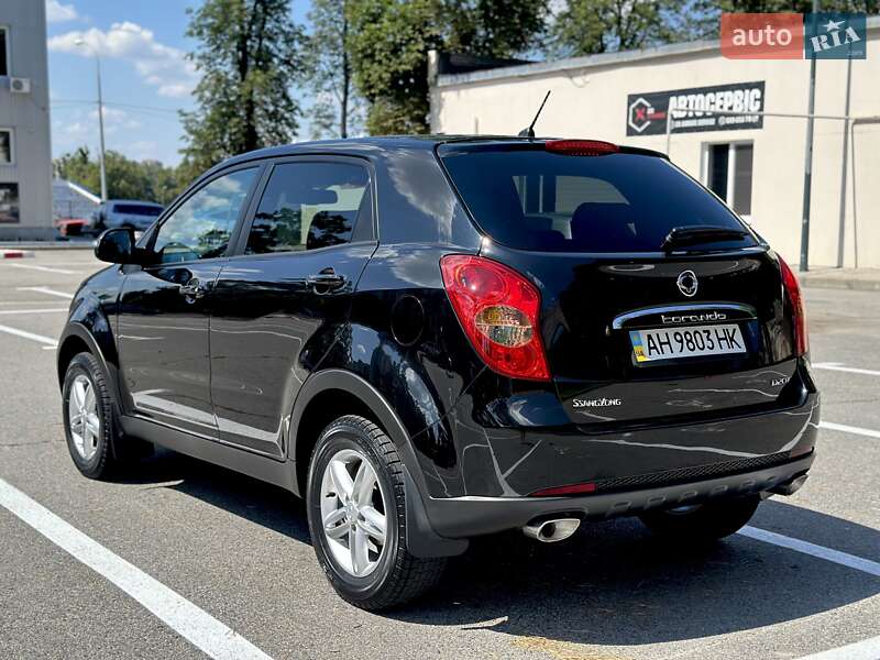 Позашляховик / Кросовер SsangYong Korando 2011 в Харкові