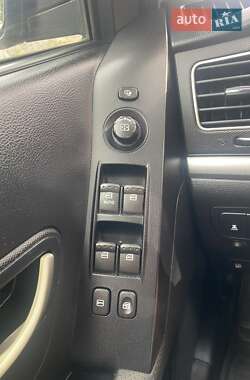 Позашляховик / Кросовер SsangYong Korando 2011 в 
