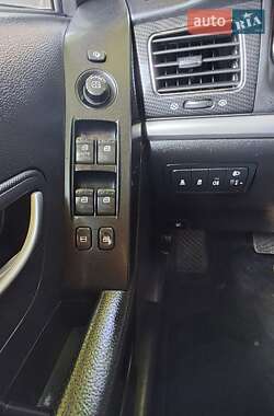 Внедорожник / Кроссовер SsangYong Korando 2012 в 