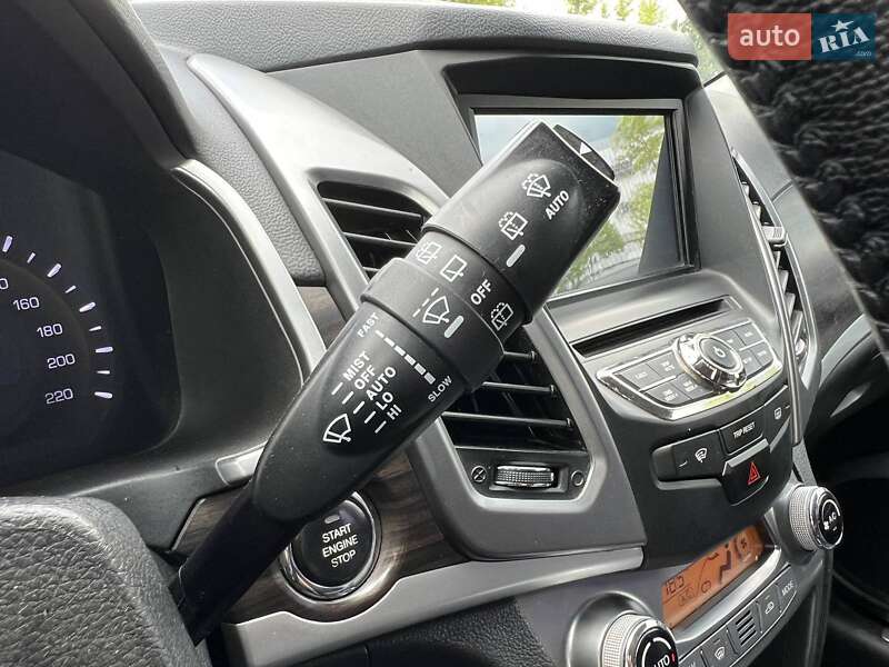 Внедорожник / Кроссовер SsangYong Korando 2014 в Киеве